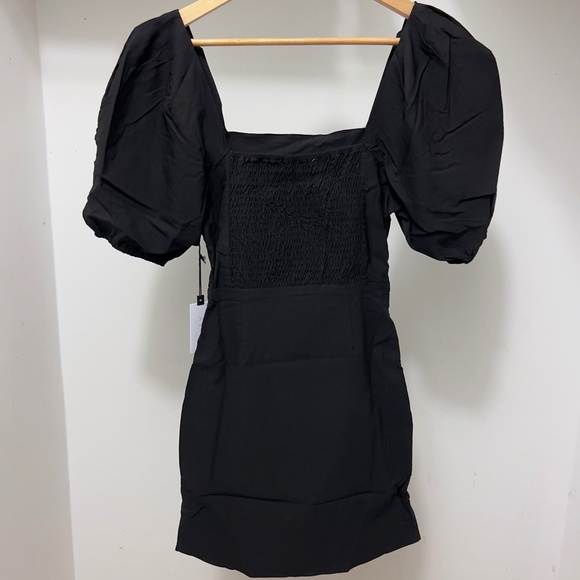 ASTR THE LABEL - Winslow Dress - Medium - Picture 5 of 8